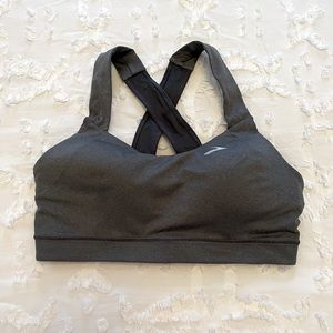 Brooks cross back sports bra